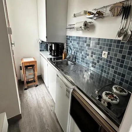 アパート Studio For 3 People